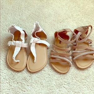 EUC Girls sandal bundle size 1/2